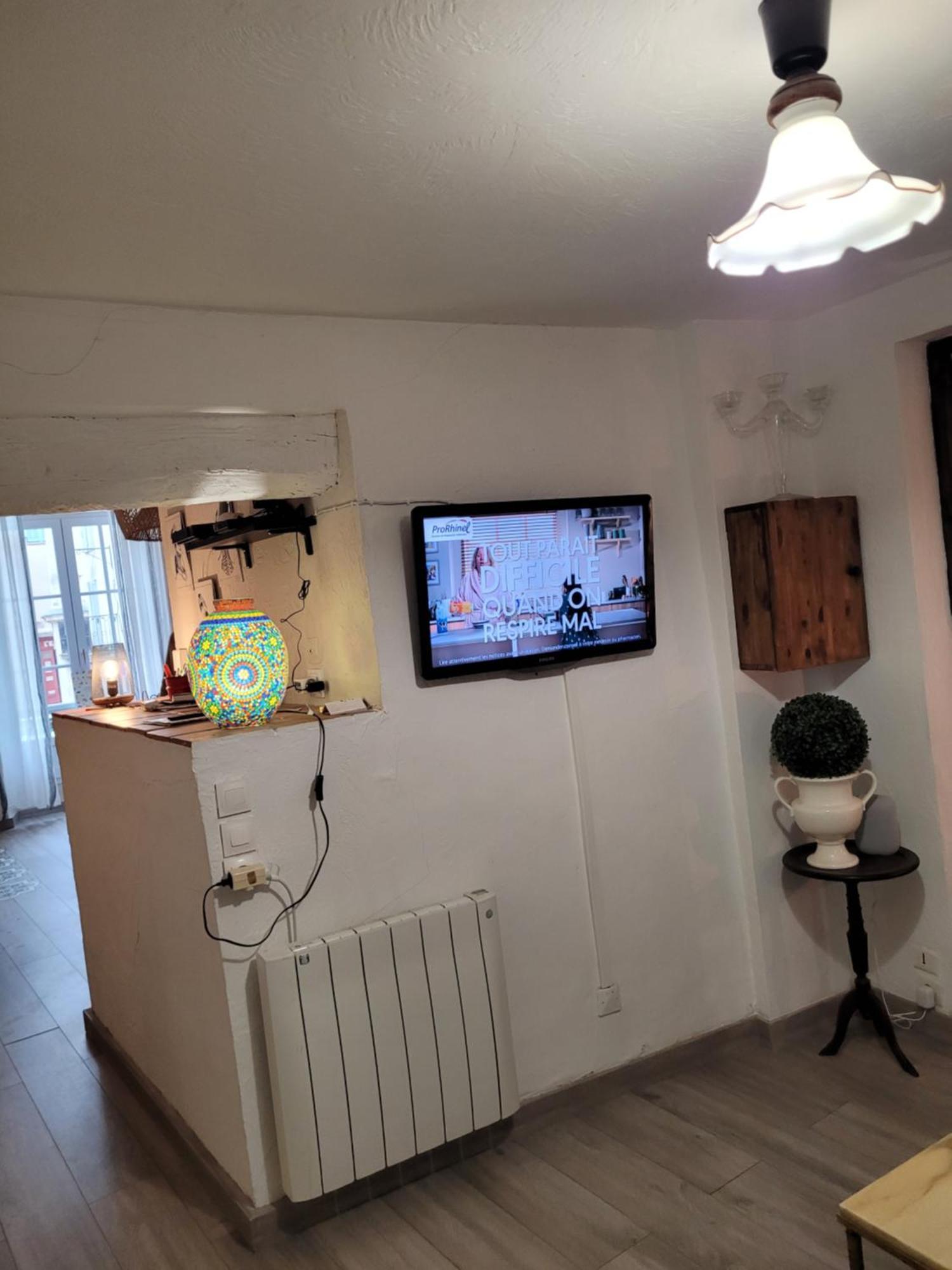 Le Rocher Appartement Cotignac Esterno foto