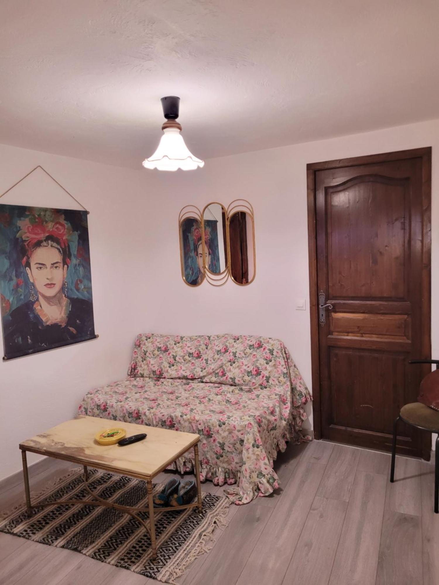 Le Rocher Appartement Cotignac Esterno foto