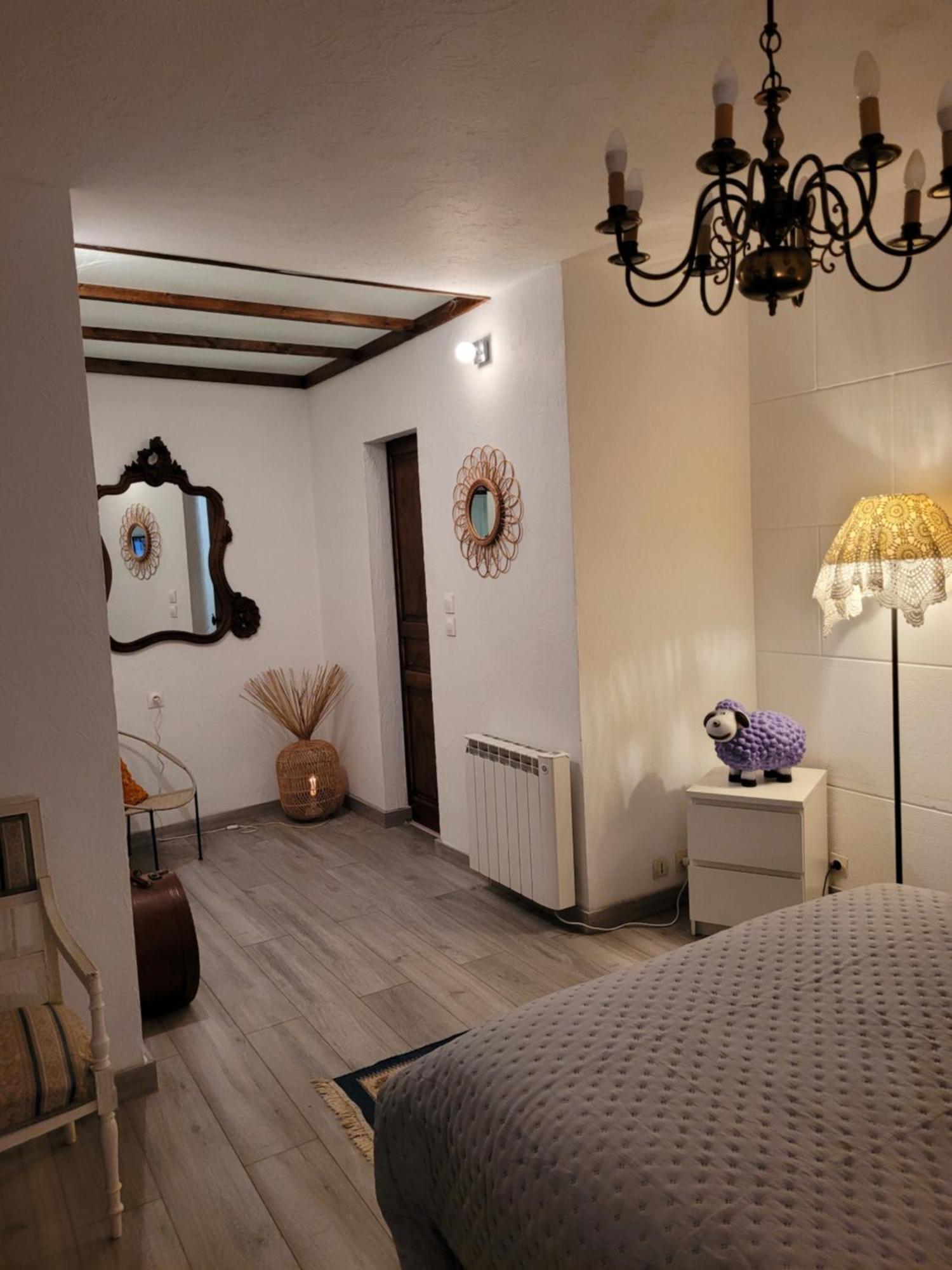 Le Rocher Appartement Cotignac Esterno foto